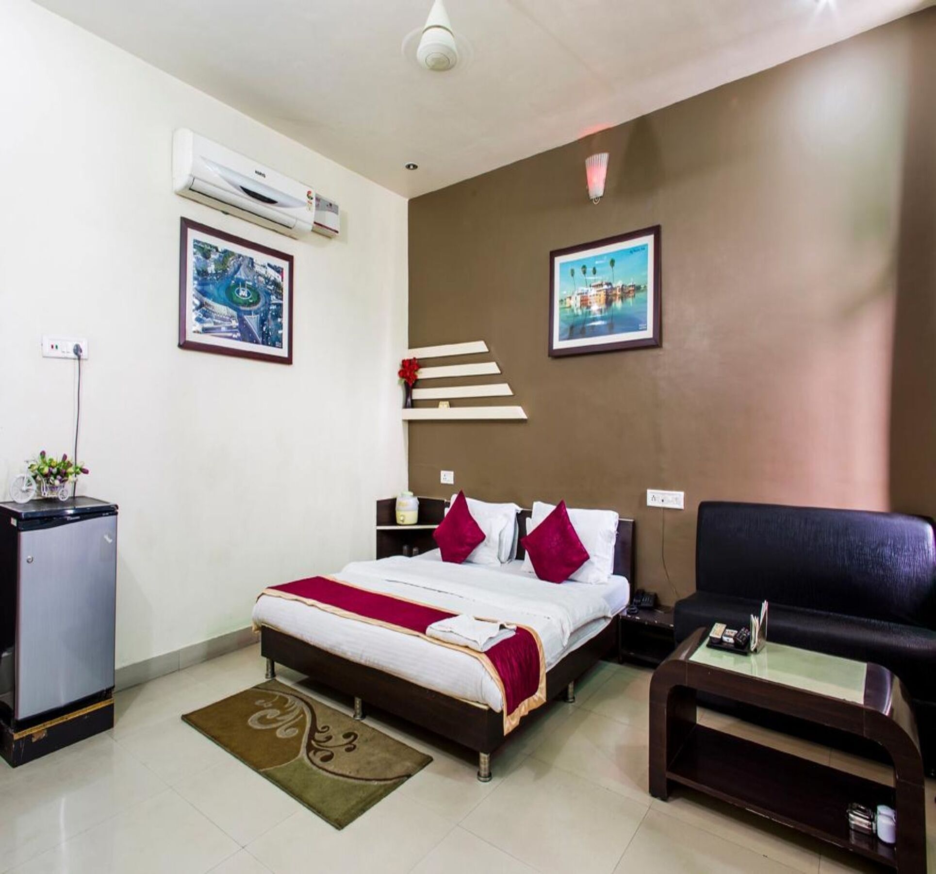 Oyo 2075 Hotel Kota Royal Extérieur photo