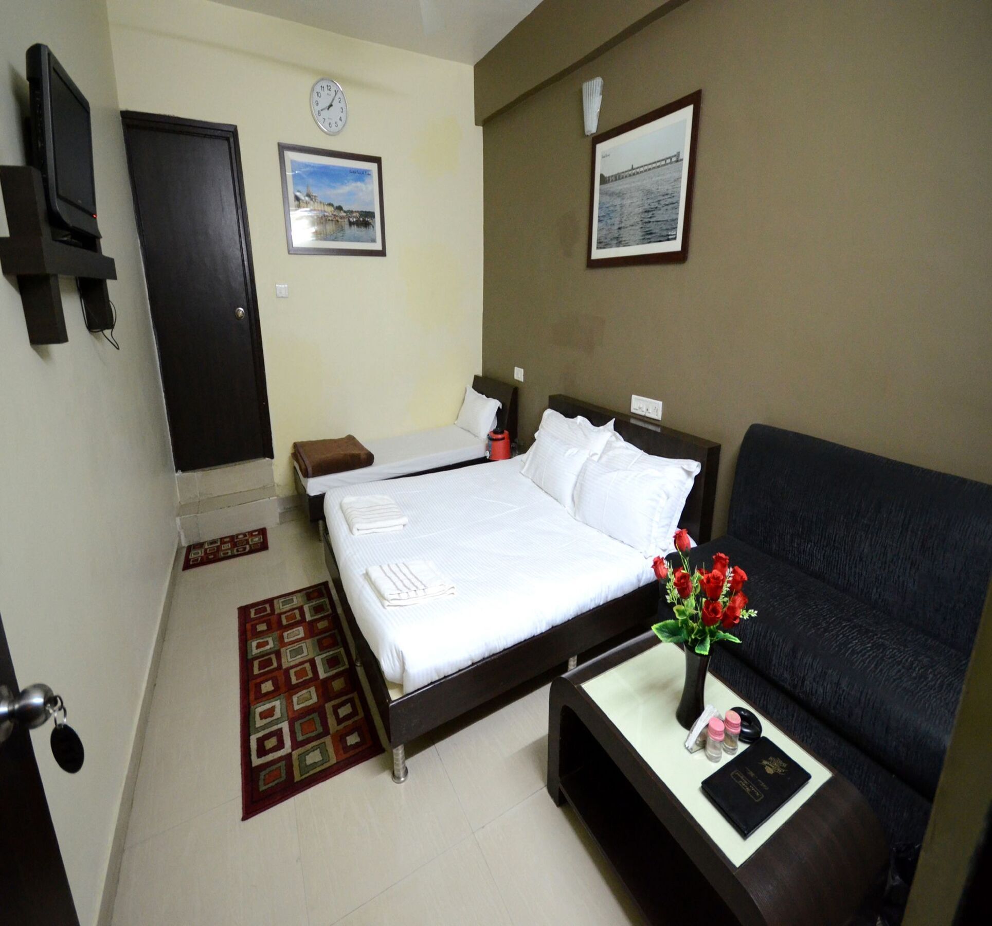 Oyo 2075 Hotel Kota Royal Extérieur photo