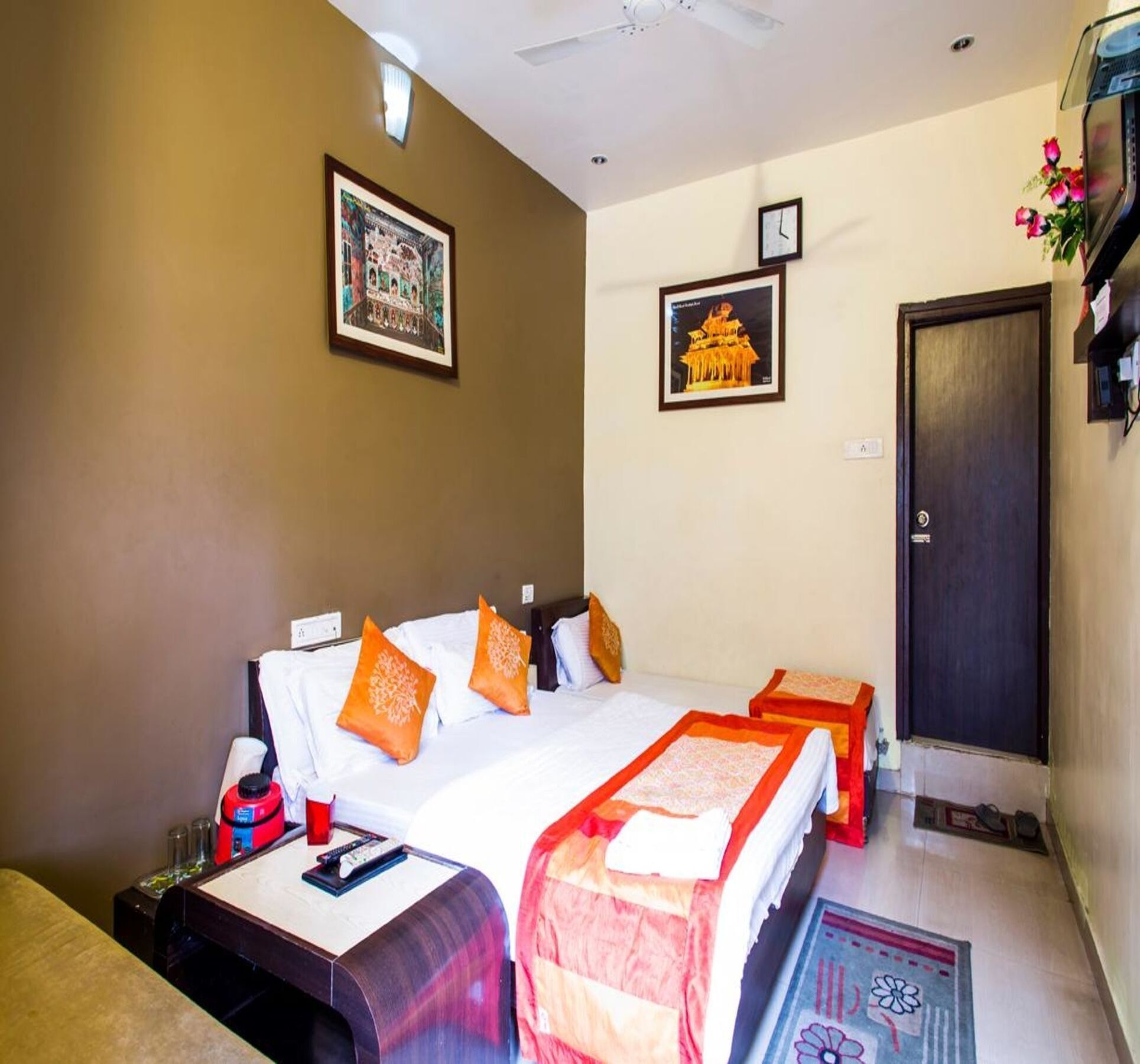 Oyo 2075 Hotel Kota Royal Extérieur photo