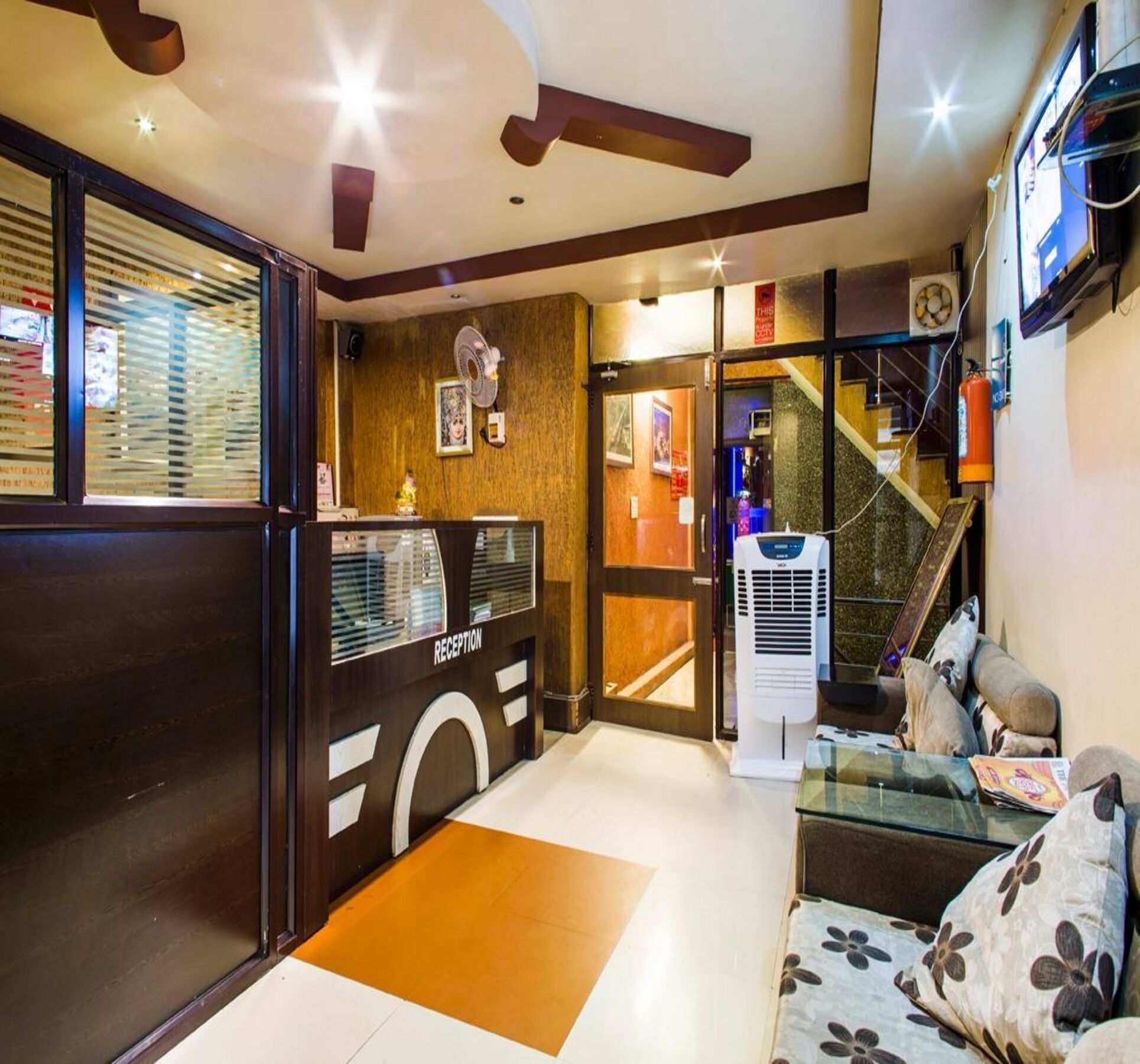 Oyo 2075 Hotel Kota Royal Extérieur photo