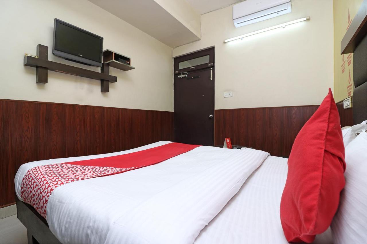 Oyo 2075 Hotel Kota Royal Extérieur photo